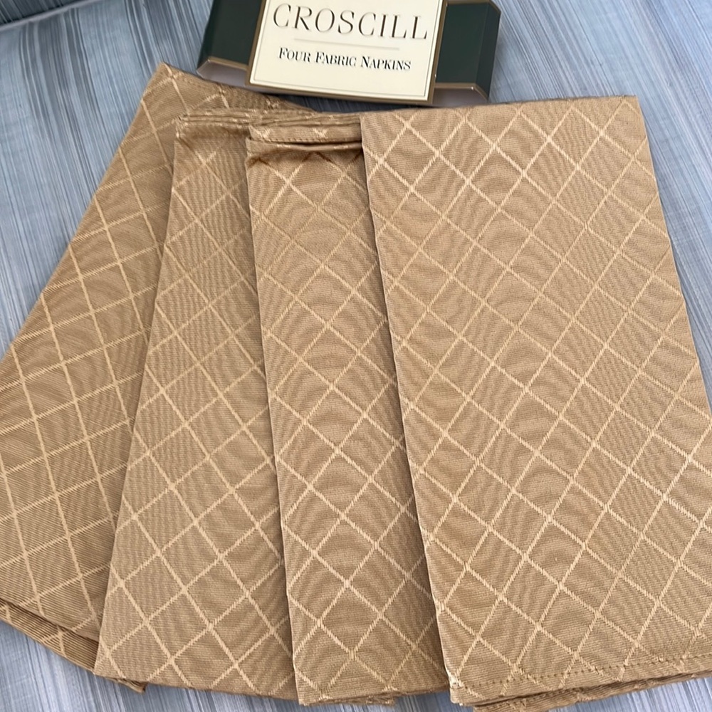 4 Gold Textured Fabric Napkins by Croscill - New